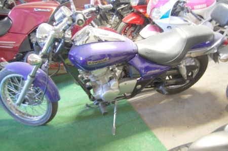 KAWACUSTOM.jpg (40651 bytes)